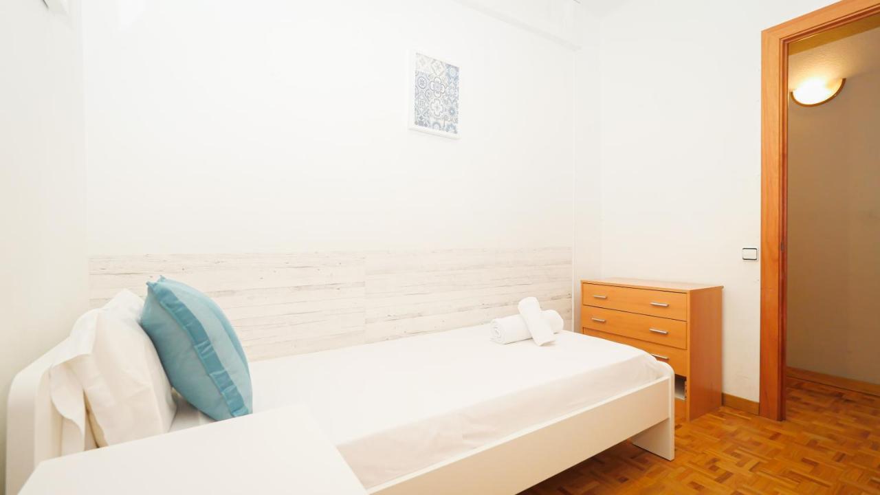 Bed&Bcn Sant Andreu Apartment Barcelona Exterior photo
